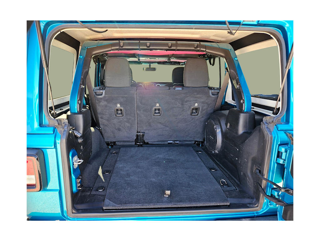 Thumbnail: 2020 Jeep Wrangler - 18