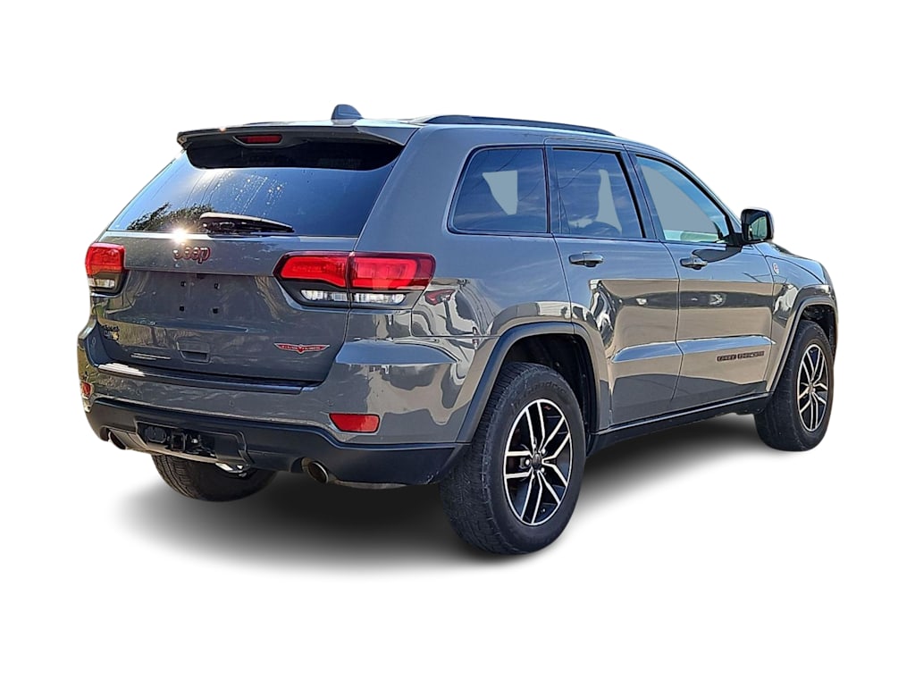 Thumbnail: 2019 Jeep Grand Cherokee - 16