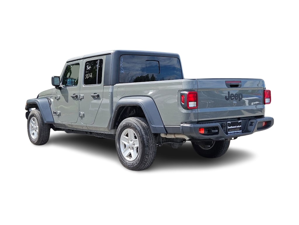 Thumbnail: 2023 Jeep Gladiator - 4