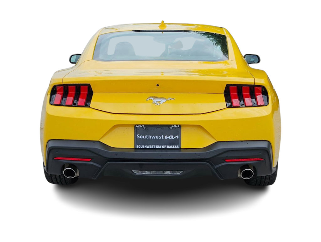 2024 Ford Mustang  5