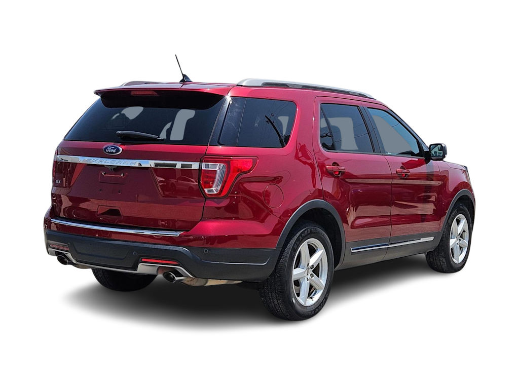 Thumbnail: 2018 Ford Explorer - 15