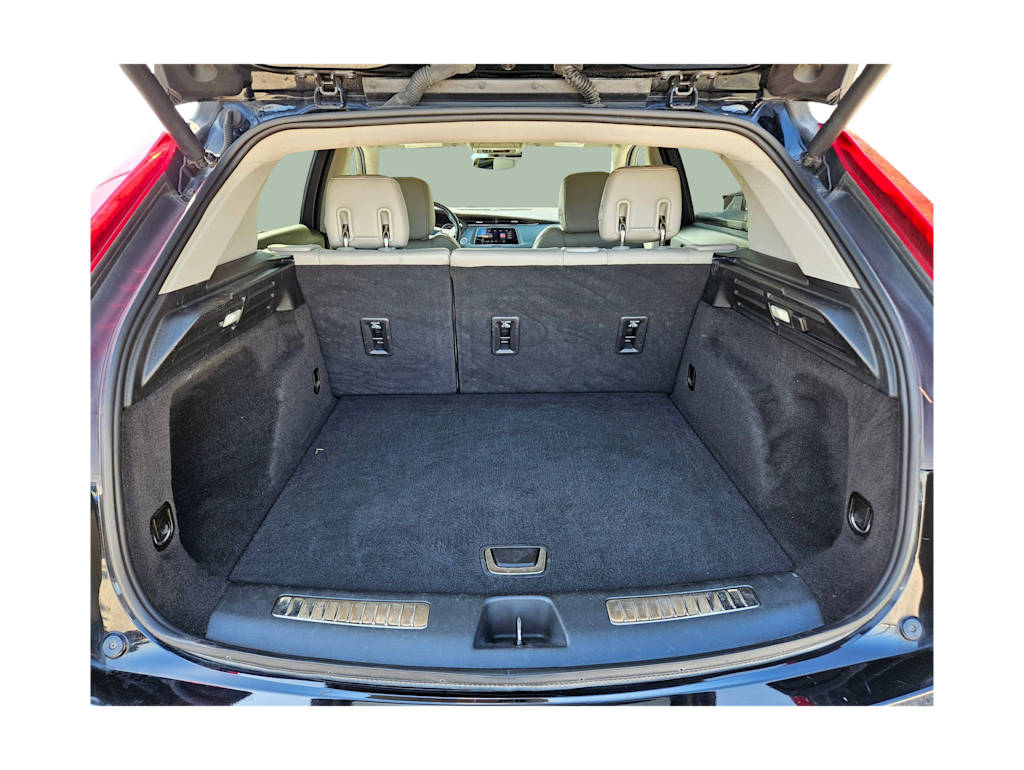 Thumbnail: 2023 Cadillac XT4 - 16