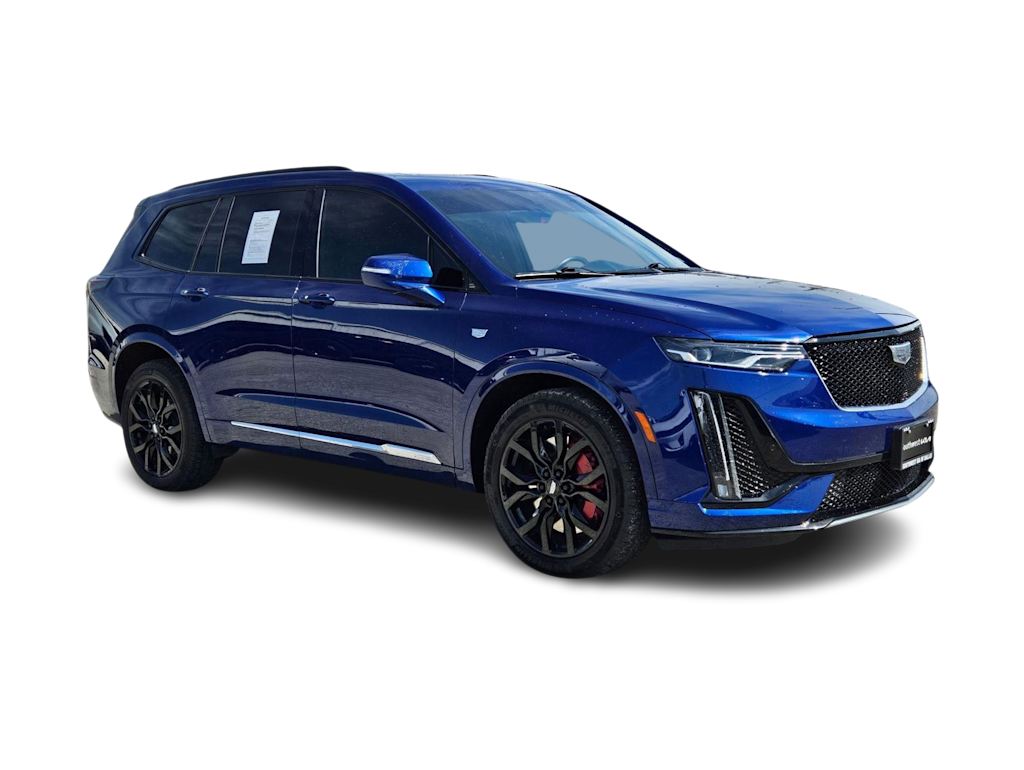Thumbnail: 2025 Cadillac XT6 - 17
