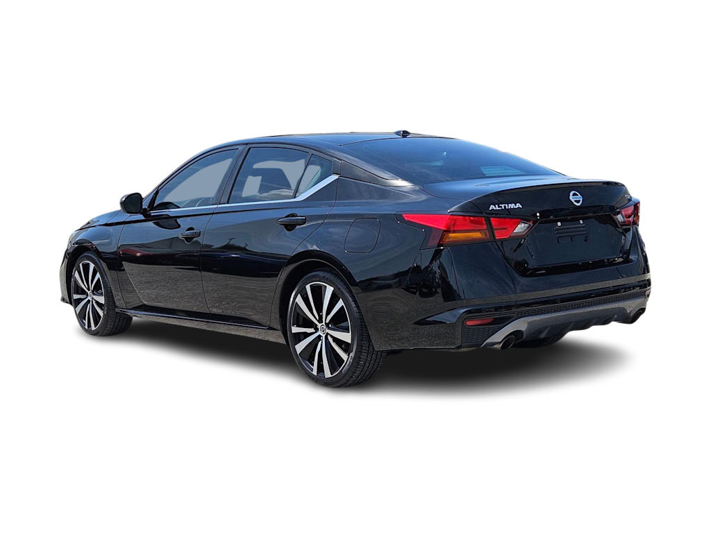 Thumbnail: 2022 Nissan Altima - 4