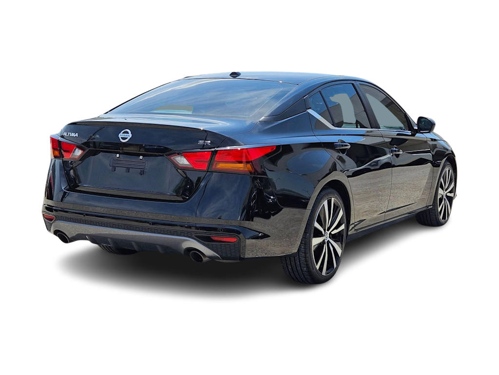 Thumbnail: 2022 Nissan Altima - 19