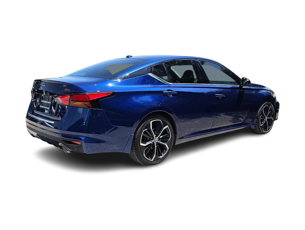 Thumbnail: 2023 Nissan Altima - 20