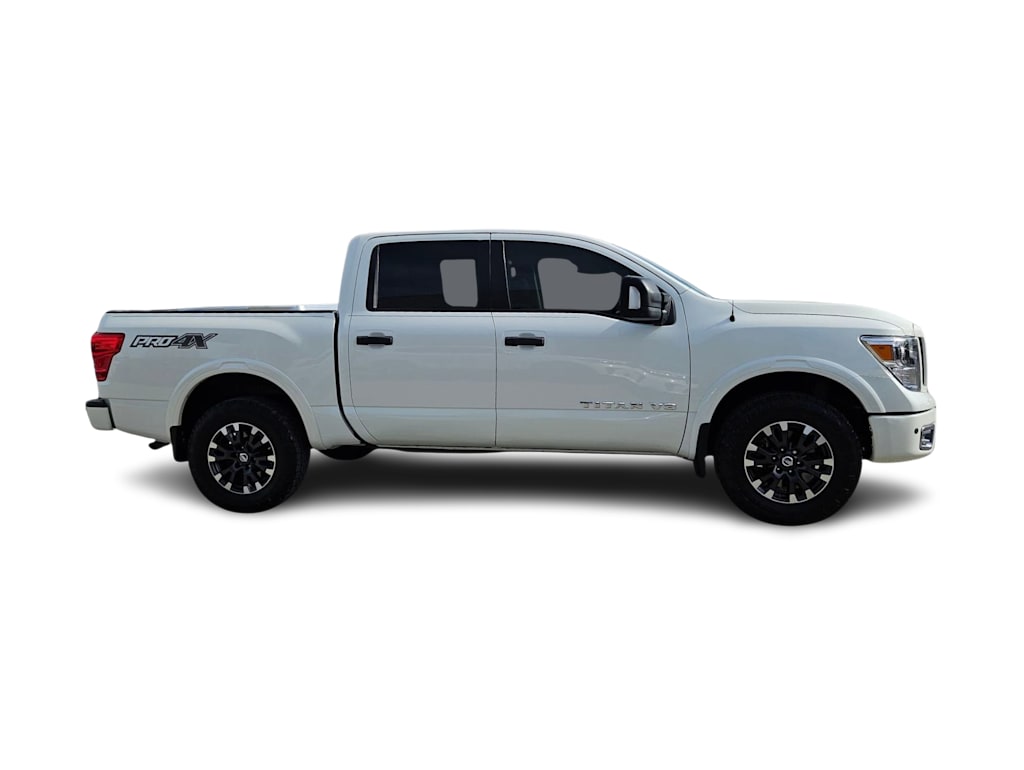 Thumbnail: 2018 Nissan Titan - 16