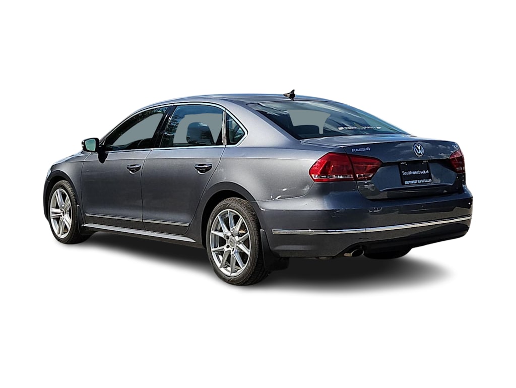 Thumbnail: 2015 Volkswagen Passat - 4