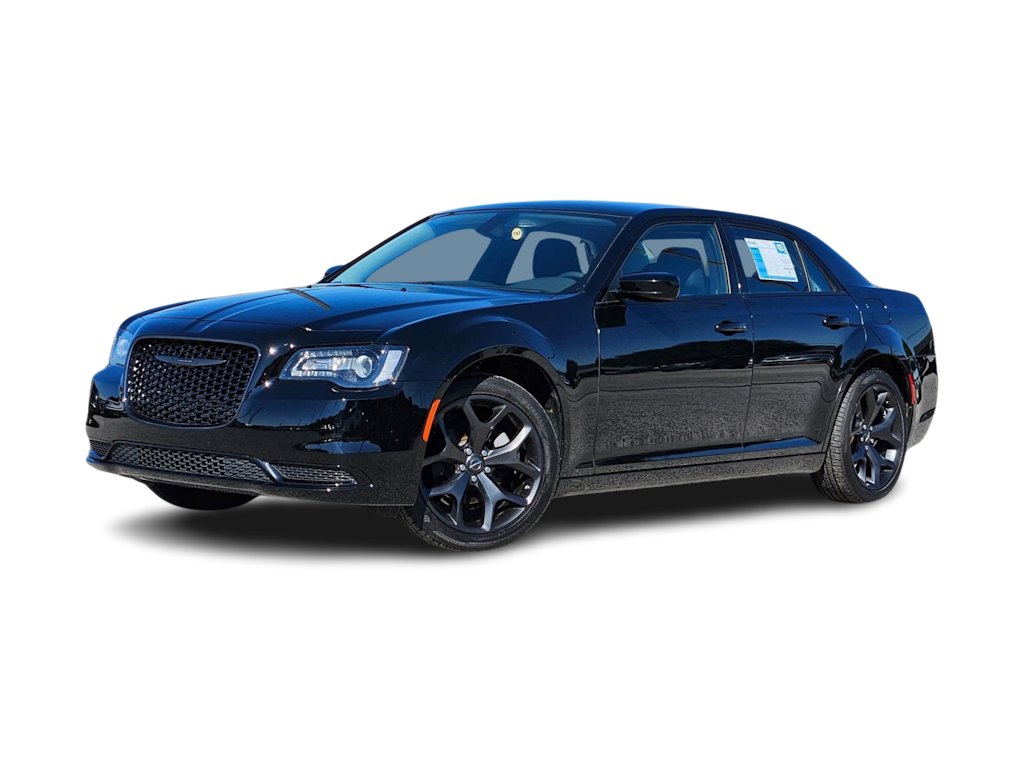 Used 2022 Chrysler 300 Touring with VIN 2C3CCAAG2NH205378 for sale in Medford, OR