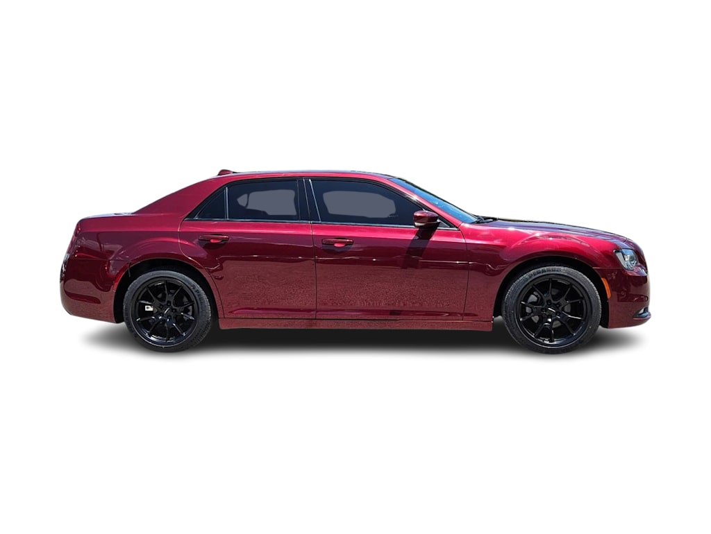 Thumbnail: 2023 Chrysler 300 - 20