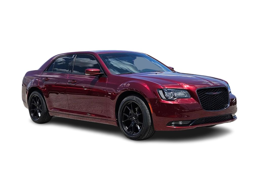 Thumbnail: 2023 Chrysler 300 - 21