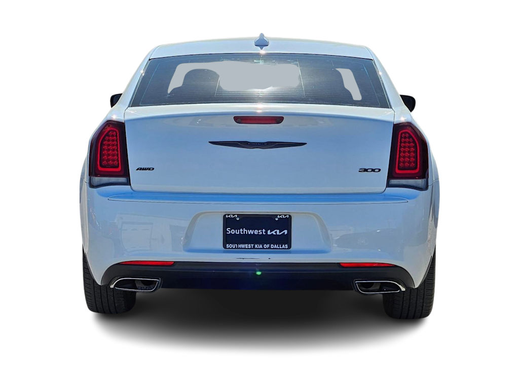 2022 Chrysler 300 Touring 5