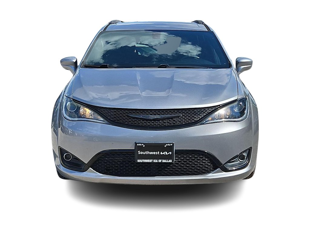 Thumbnail: 2018 Chrysler Pacifica - 6