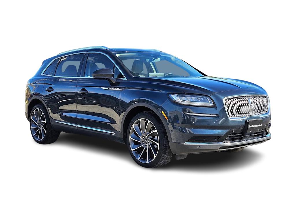 Thumbnail: 2022 Lincoln Nautilus - 19