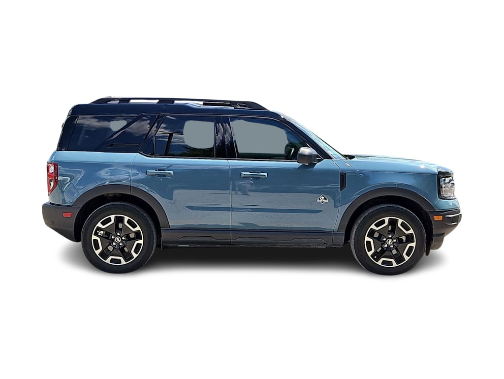 Thumbnail: 2023 Ford Bronco Sport - 14