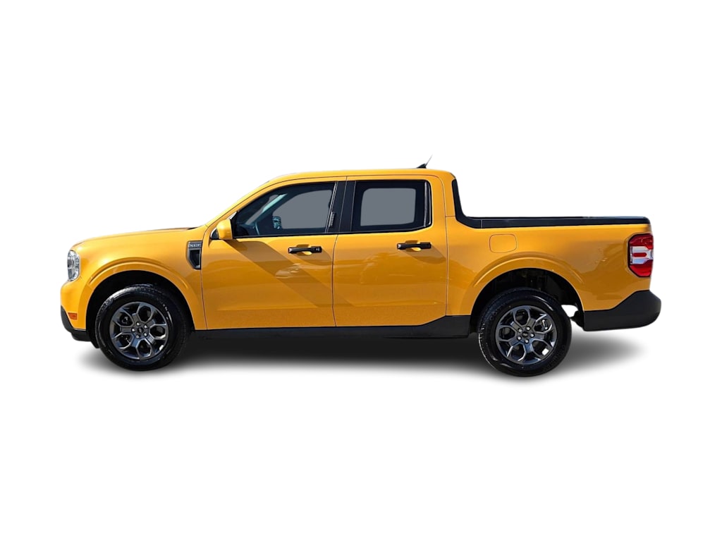 Thumbnail: 2022 Ford Maverick - 3