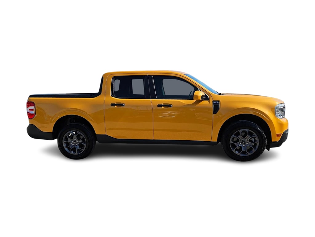 Thumbnail: 2022 Ford Maverick - 16