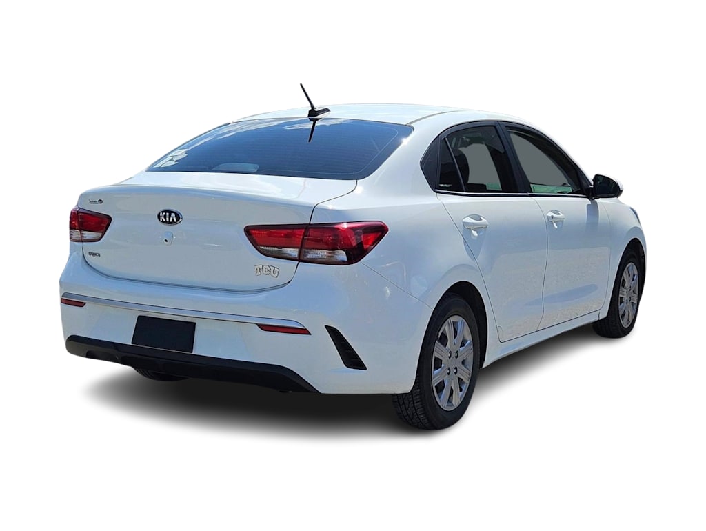 Thumbnail: 2021 Kia Rio - 17