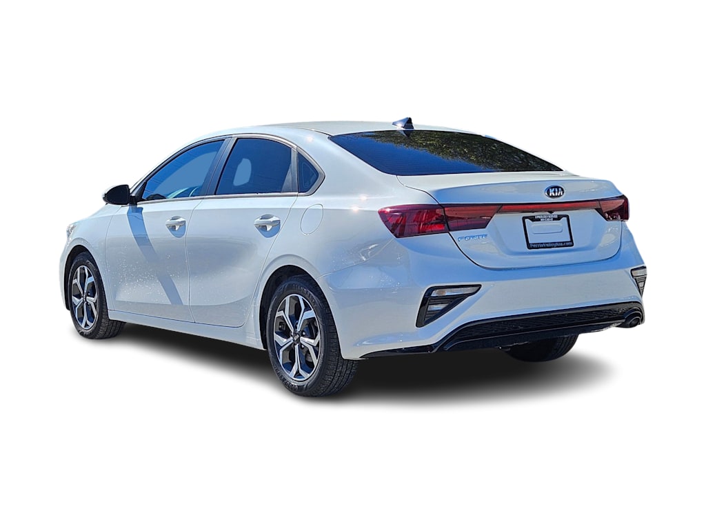 Thumbnail: 2021 Kia Forte - 4