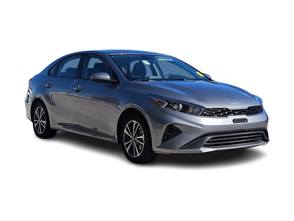 Thumbnail: 2024 Kia Forte - 20