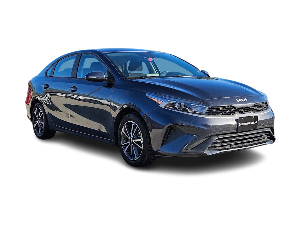 Thumbnail: 2023 Kia Forte - 18