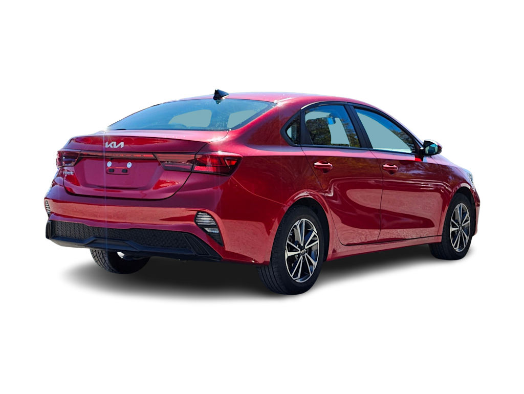 Thumbnail: 2023 Kia Forte - 18