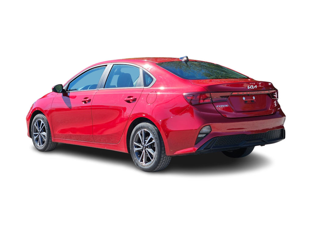 Thumbnail: 2023 Kia Forte - 4