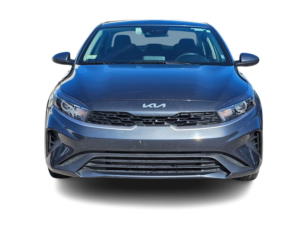 Thumbnail: 2024 Kia Forte - 6
