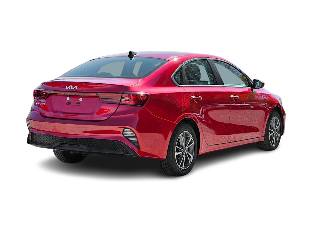 Thumbnail: 2024 Kia Forte - 15