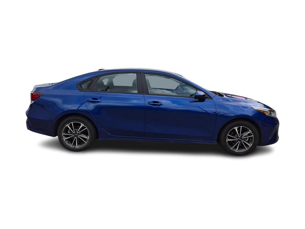 Thumbnail: 2024 Kia Forte - 13