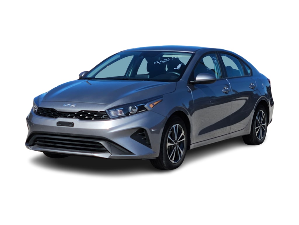 Thumbnail: 2024 Kia Forte - 25