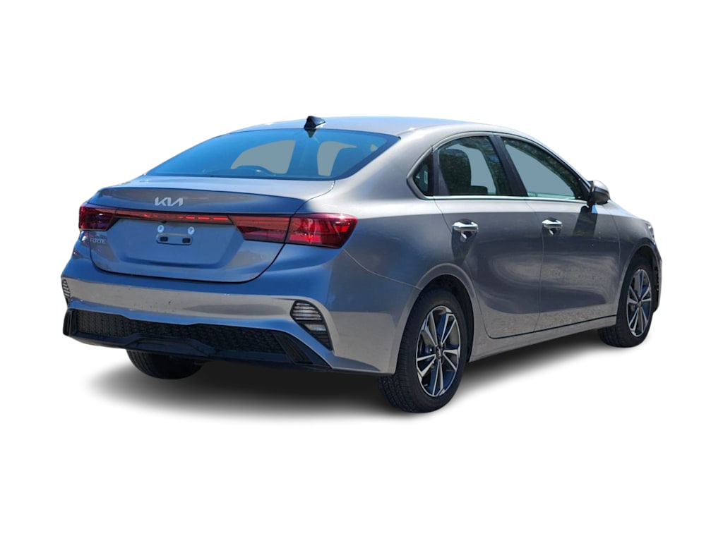 Thumbnail: 2024 Kia Forte - 22