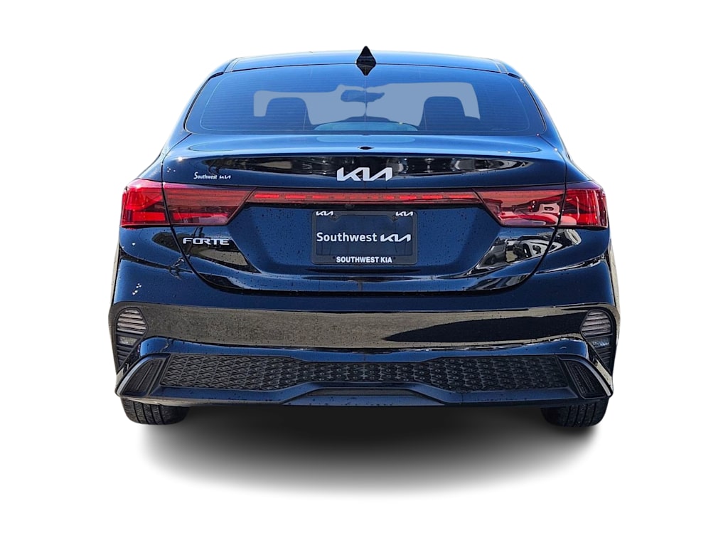 Thumbnail: 2023 Kia Forte - 5