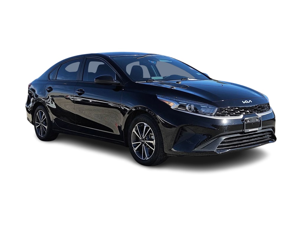 Thumbnail: 2023 Kia Forte - 18