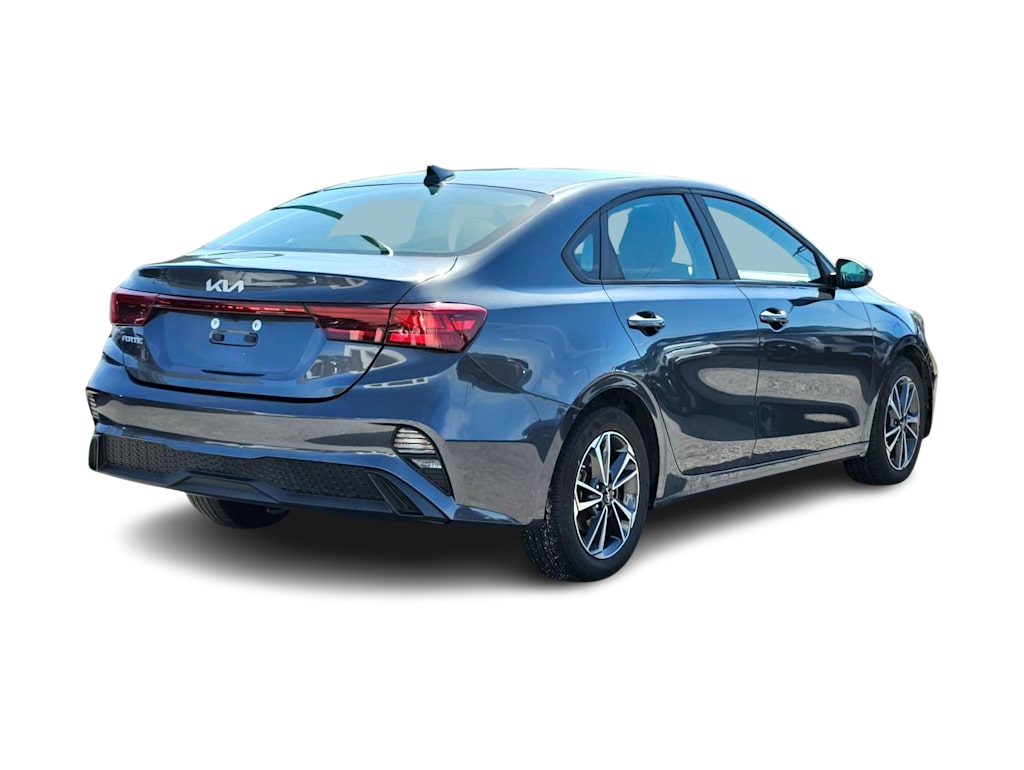 Thumbnail: 2024 Kia Forte - 18