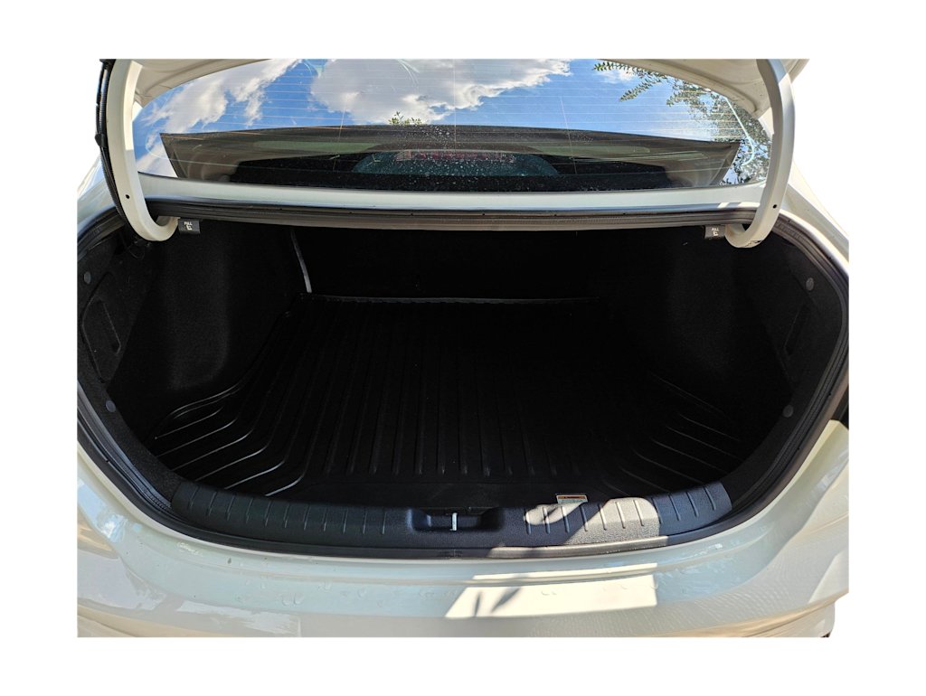 Thumbnail: 2023 Kia Forte - 18