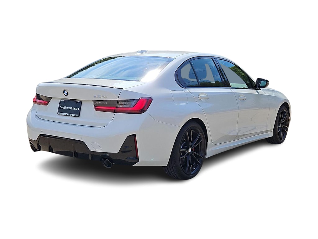 Thumbnail: 2023 BMW 3 Series - 17