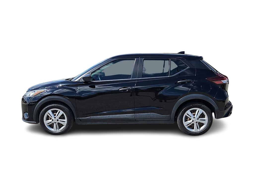 Thumbnail: 2022 Nissan Kicks - 3