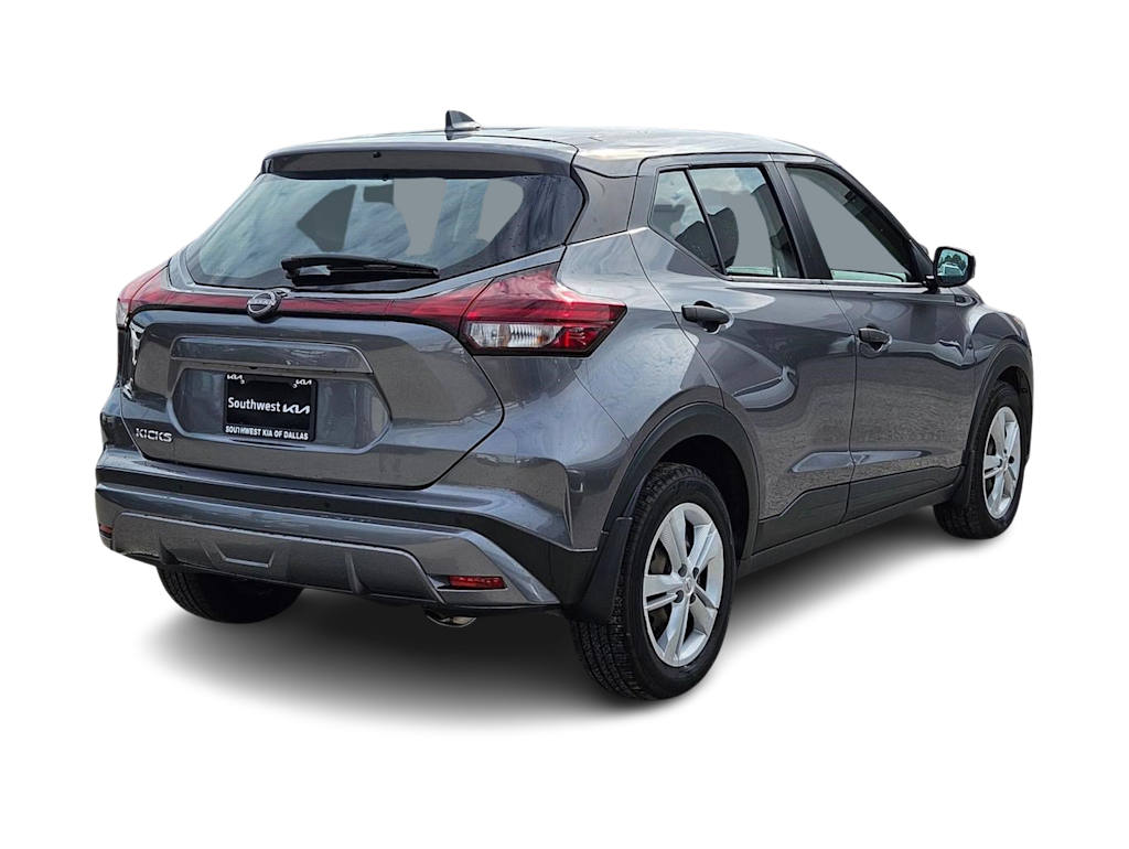 Thumbnail: 2024 Nissan Kicks - 18