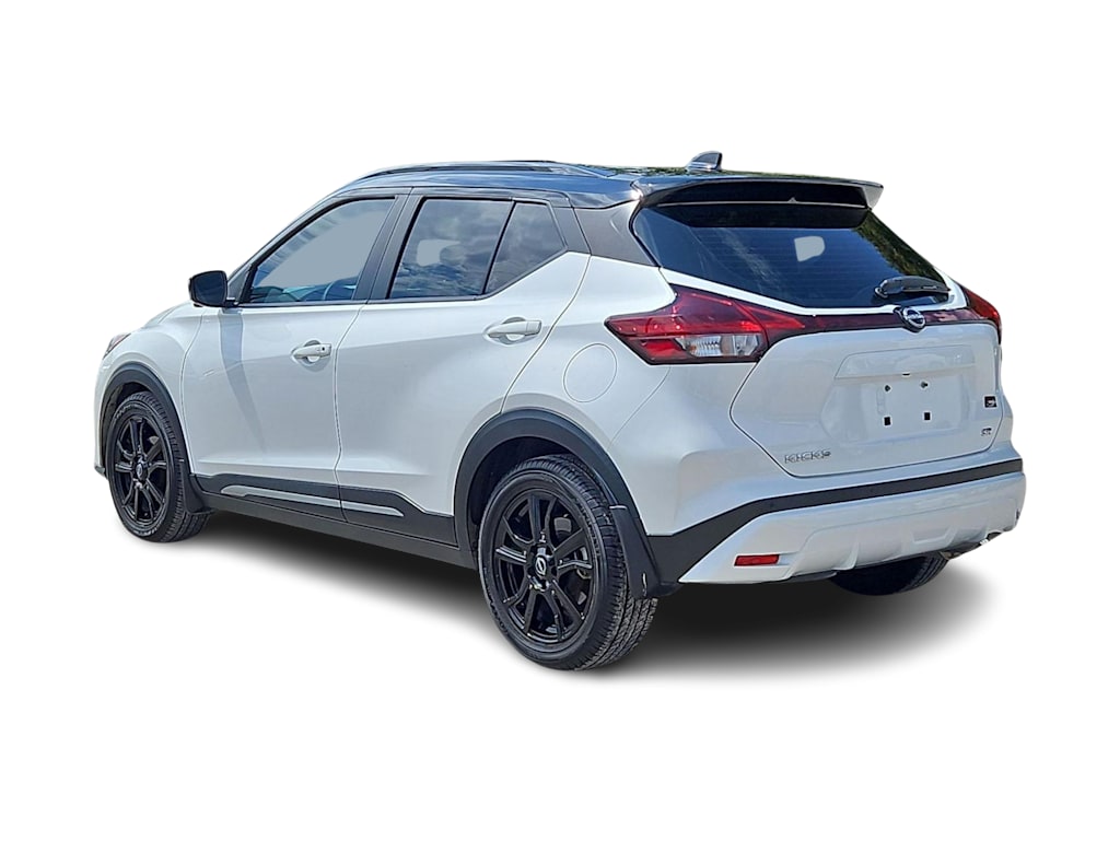 Thumbnail: 2022 Nissan Kicks - 4