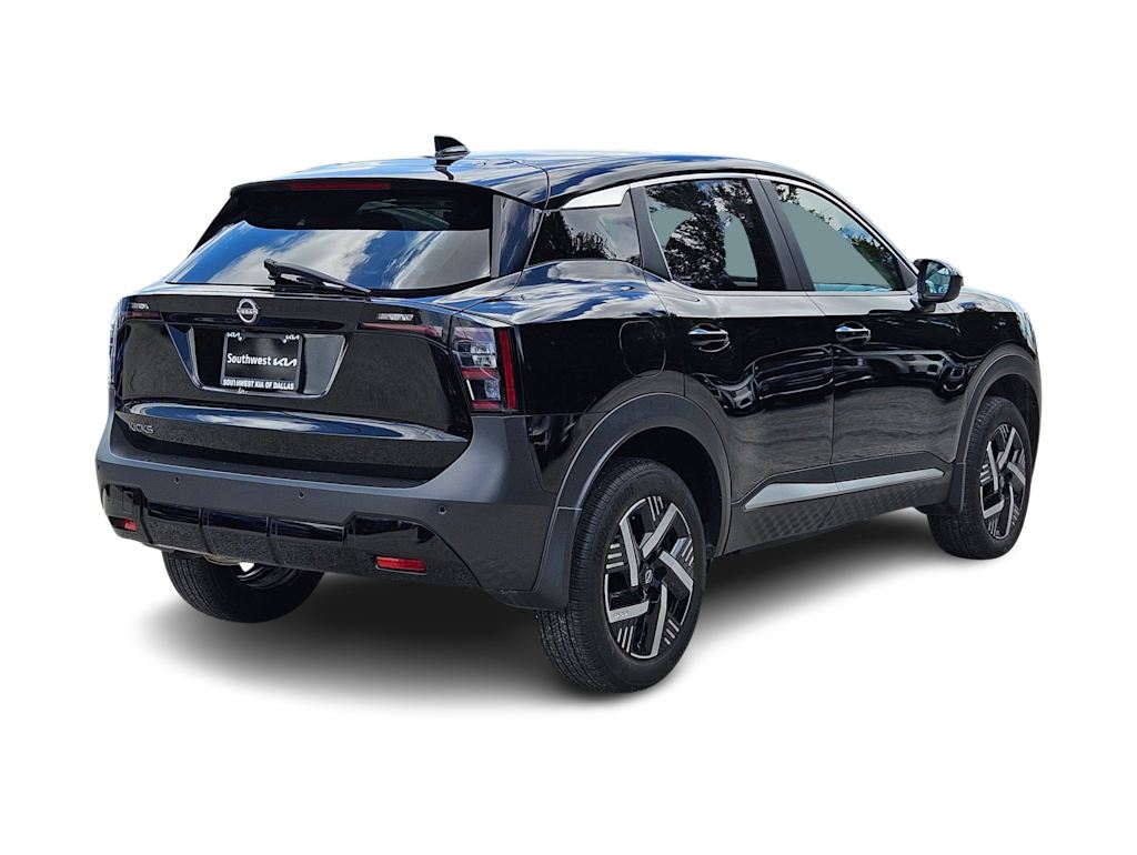 Thumbnail: 2025 Nissan Kicks - 17