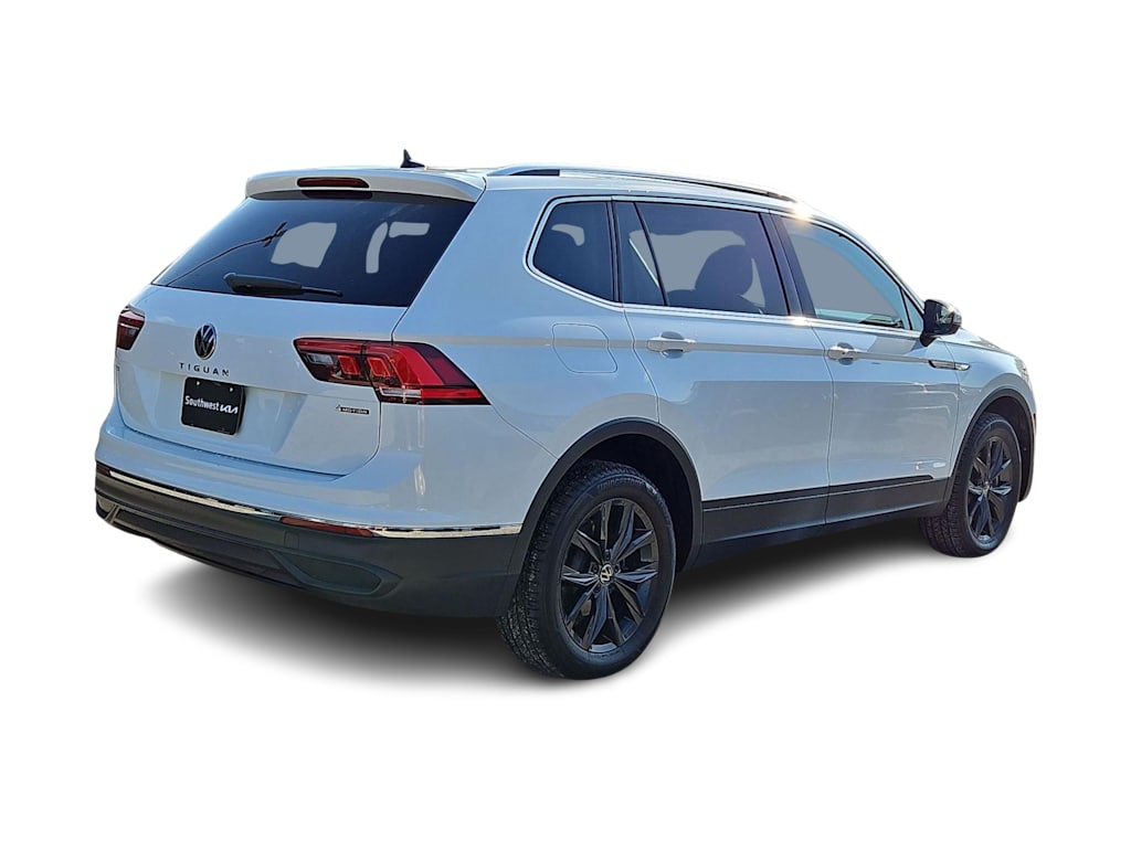 Thumbnail: 2024 Volkswagen Tiguan - 21