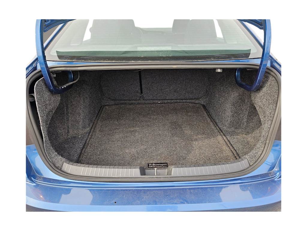 Thumbnail: 2021 Volkswagen Jetta - 15