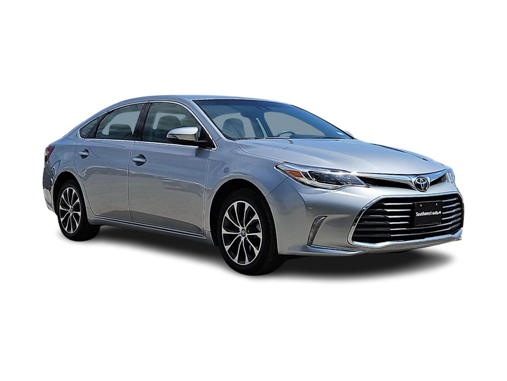Thumbnail: 2018 Toyota Avalon - 20