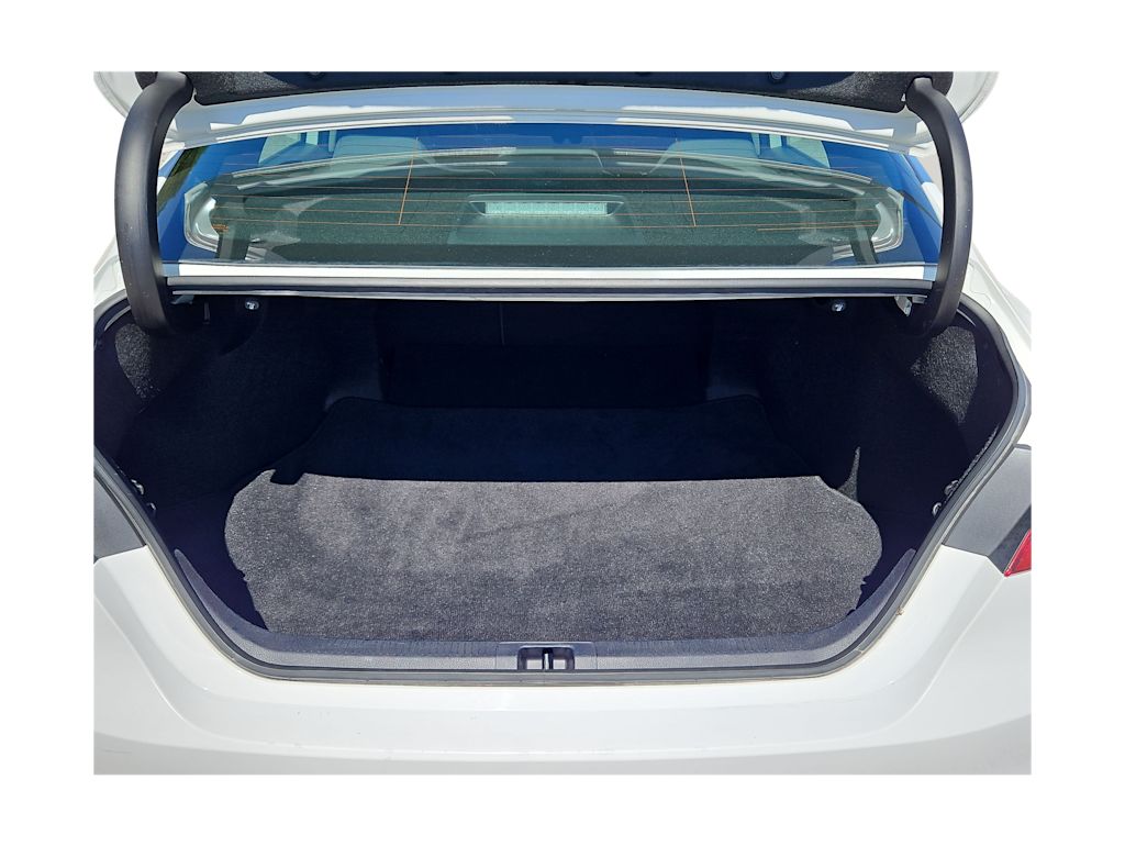 Thumbnail: 2024 Toyota Camry - 17