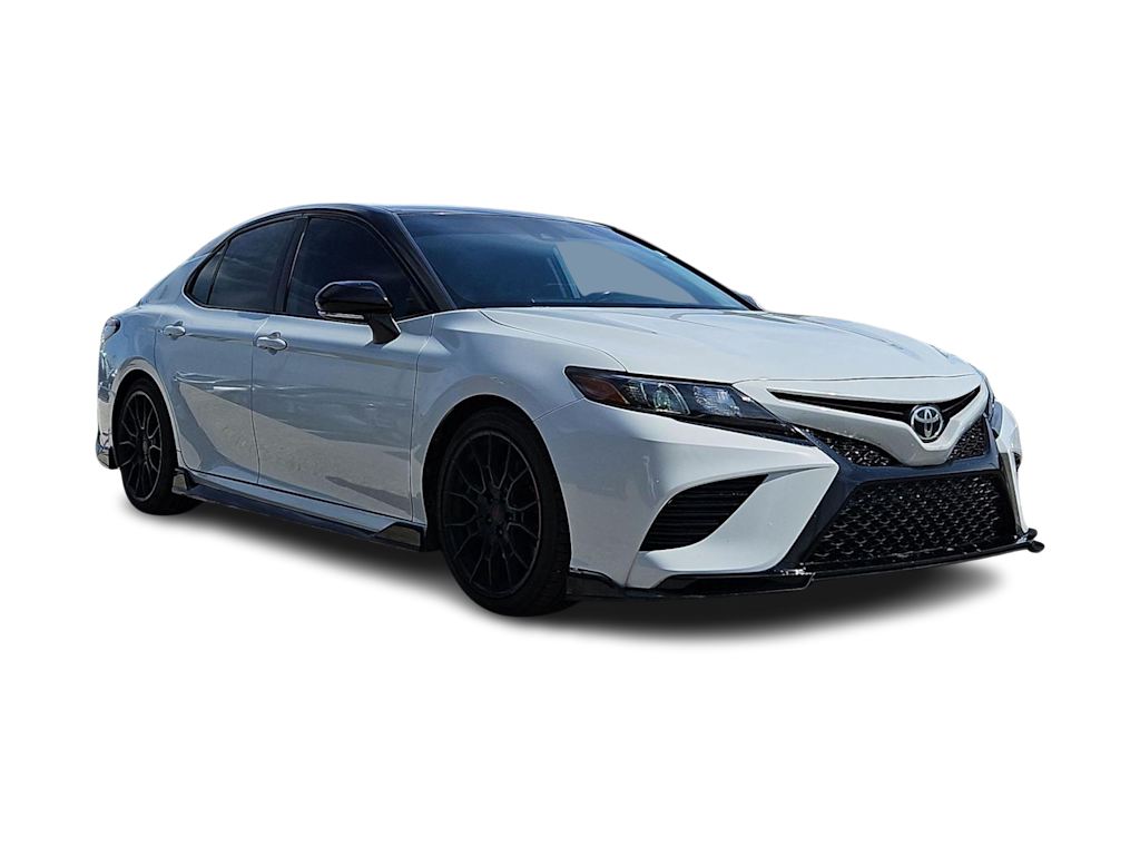 Thumbnail: 2021 Toyota Camry - 16