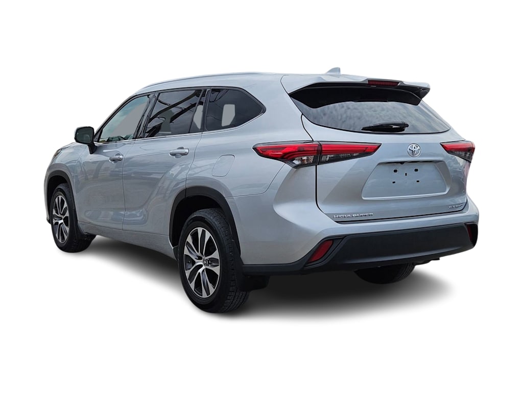 Thumbnail: 2021 Toyota Highlander - 4