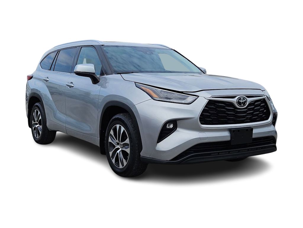 Thumbnail: 2021 Toyota Highlander - 21