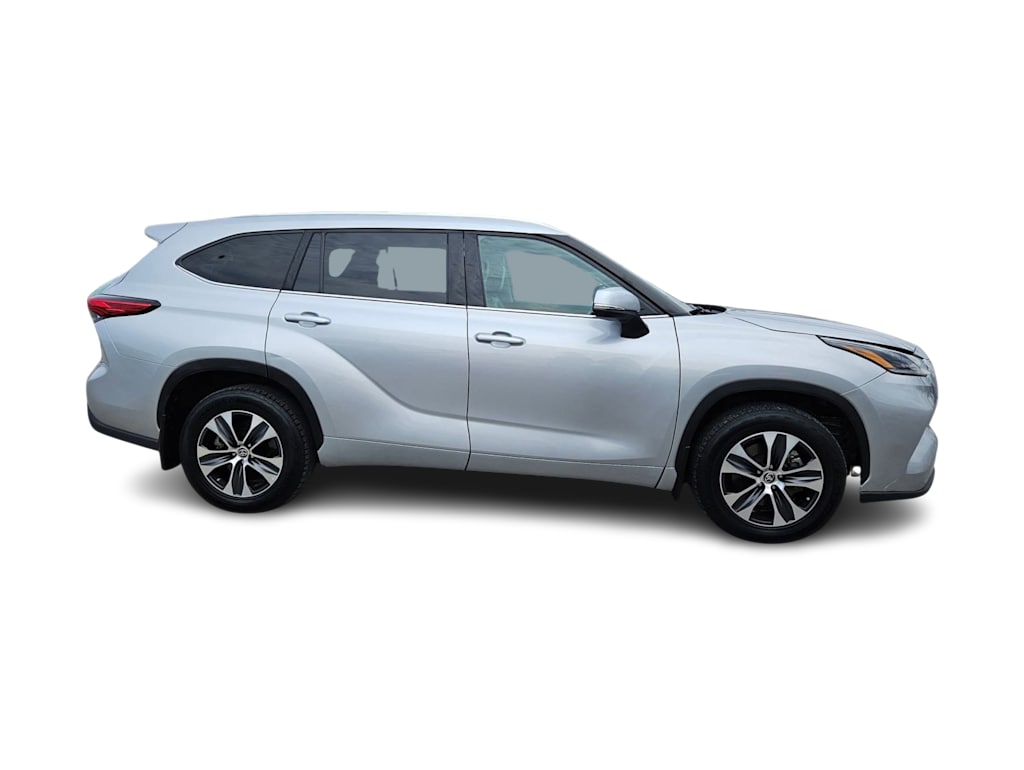 Thumbnail: 2021 Toyota Highlander - 20