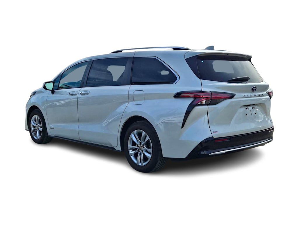 Thumbnail: 2021 Toyota Sienna - 4